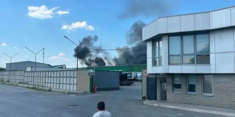 росія знищила гуманітарний склад ВООЗ у Дніпрі