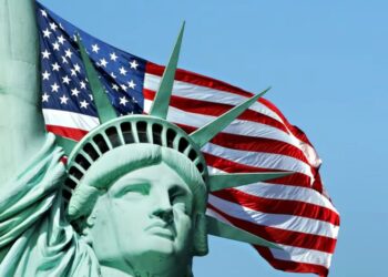 США запроваджують постійну програму візових застав до 20 тисяч доларів для громадян 50 країн