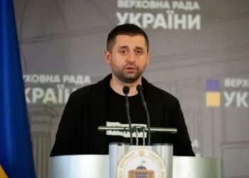Фракція "Слуга народу" підтримала кандидатури Хмари та Сибіги – Арахамія