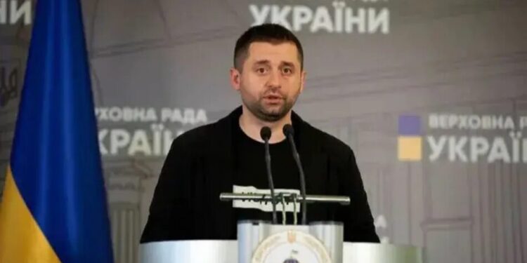 Фракція "Слуга народу" підтримала кандидатури Хмари та Сибіги – Арахамія