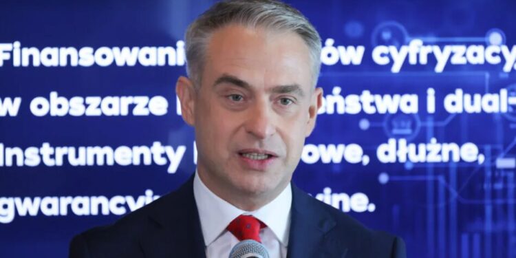 Масштабний витік даних у Польщі торкнувся майже 19 мільйонів людей
