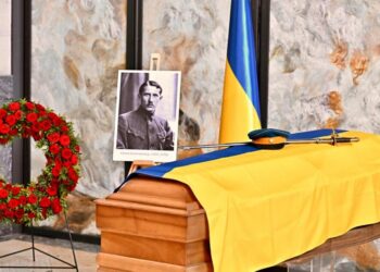 Останки першого голови ОУН Євгена Коновальця ексгумували для повернення в Україну – ОП