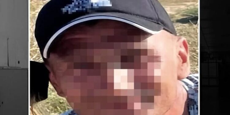 Систематично бив і принижував полонених українців – працівнику СІЗО на Луганщині оголосили про підозру