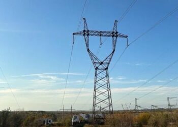 російські обстріли та негода спричинили знеструмлення у п'яти областях