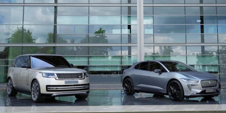 Jaguar Land Rover підтверджує скорочення робочих місць заради економії $2,3 млрд