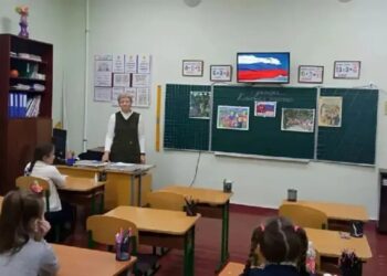 Дітей на ТОТ Запоріжжя вчать бачити "терористів" серед власних однолітків – ЦНС