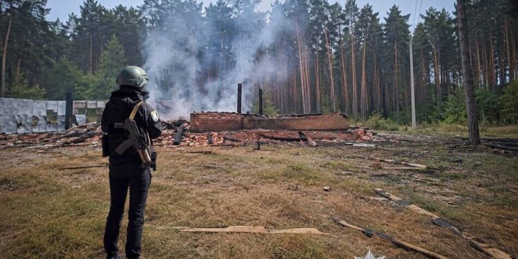 Двоє людей загинули внаслідок російських ударів по Сумщині, серед поранених 14-річна дівчина