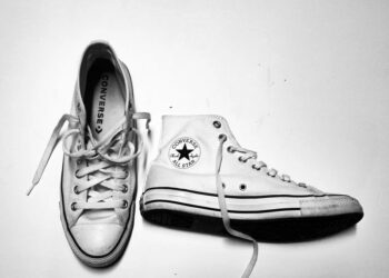 Converse видалила рекламу після критики про асоціації з символікою Ку-клукс-клану