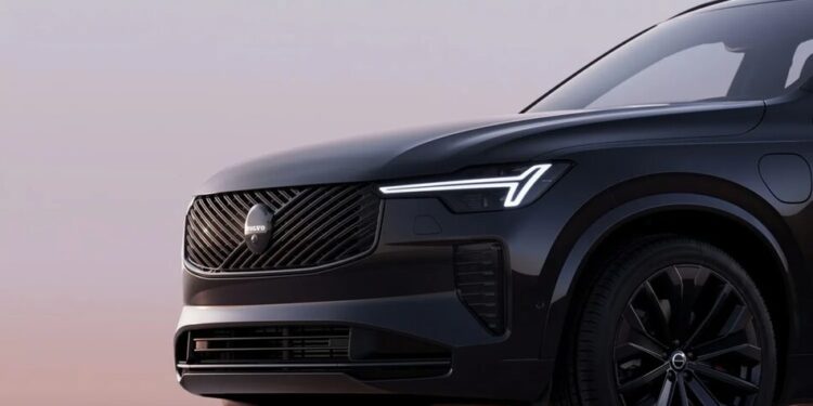 Шведська Volvo закриває офіс у Стокгольмі на тлі складнощів на ринку