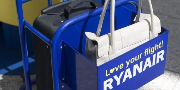 Глава Ryanair заявив, що авіаквитки влітку 2027-го можуть подорожчати на 10-20%