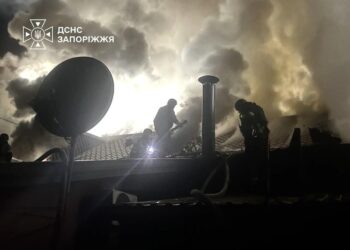 росія вдарила по залізниці та електропідстанціях – що відомо про наслідки