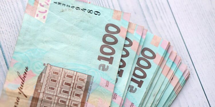 В Україні зберегли доплату вчителям прифронтових територій – скільки отримуватимуть освітяни