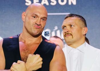 “Я йду за тобою, жалюгідне пузо” – Усик відповів Ф’юрі на пропозицію бою