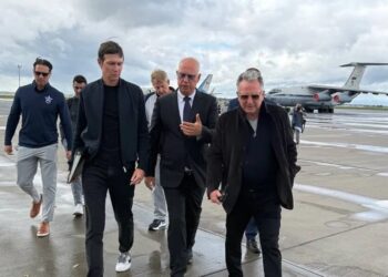 Посланці Трампа зупинилися на обід дорогою на зустріч з путіним – ЗМІ