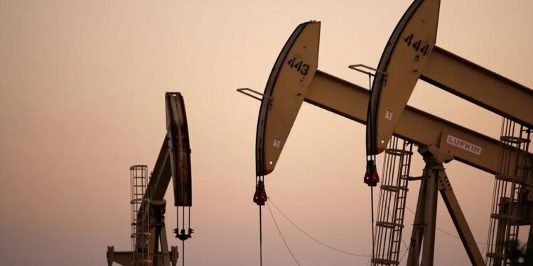 Ціни на нафту знижуються на тлі очікувань перемир’я між США та Іраном
