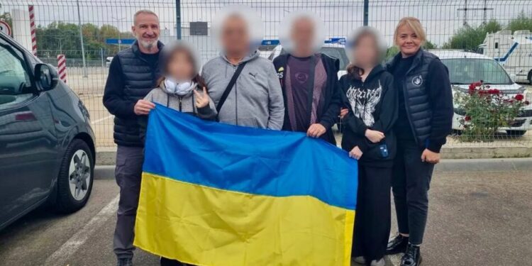 З окупації в Україну повернули 21 людину, серед них три родини – Лубінець