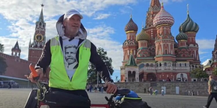 Чеський мандрівник розповів про подорож до москви на красну площу