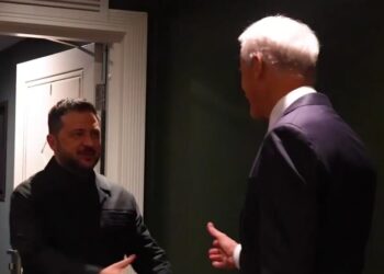 Зеленський обговорив із прем'єром Норвегії посилення ППО України та підготовку до зими