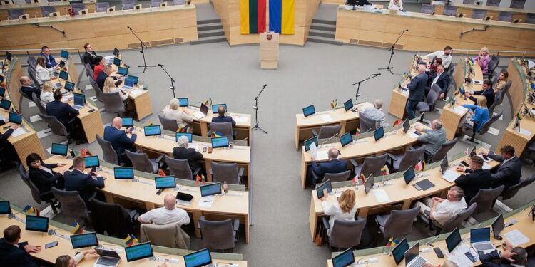 У Литві парламент просунувся до скасування конституційної заборони на ядерну зброю