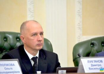 Майже 5 млн грн отримали після звільнення члени Вищої ради правосуддя, що потрапили у скандал – ветеран