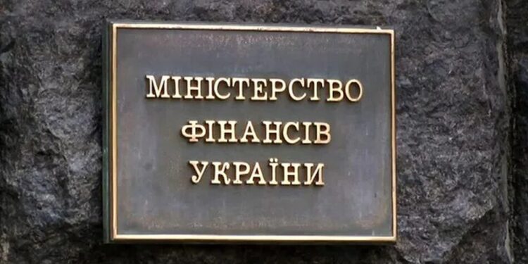 Мінфін підтвердив, що опрацьовує питання оподаткування авіалізингу