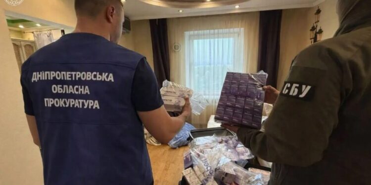 Через фальсифікований препарат для схуднення "Biopatid" в Україні проводять понад 250 обшуків