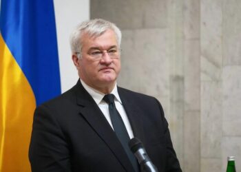 У Києві назвали скасування санкцій проти Усманова та Фрідмана ганебним, але "святкування у москві ще можна зіпсувати"