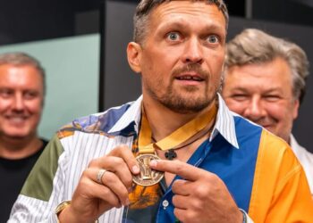 Усик отримав бронзову медаль УПЛ