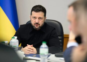 В Україні готують резервні шляхи логістики у прифронтових областях – Зеленський після засідання Ставки
