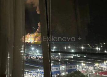 Під cочі після атаки спалахнула пожежа в районі російського дивізіону ППО