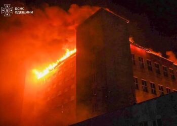 рф масовано атакувала Одещину – у Румунії піднімали F-16 і F-18, Молдова закривала частину неба через дрони