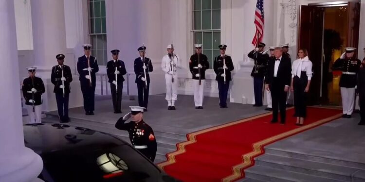 Глави SpaceX, Apple, Nvidia та ШІ-гігантів приєдналися до вечері Трампа і Сі