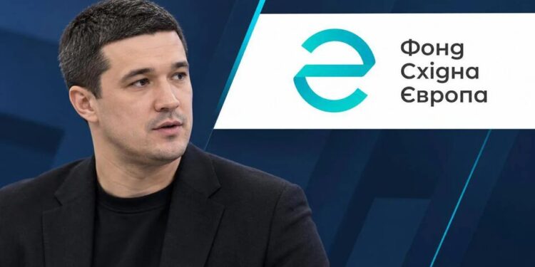 Представників фонду "Східна Європа", де Федоров забронювався за 1 день, примусово доставлять на засідання парламентської ТСК
