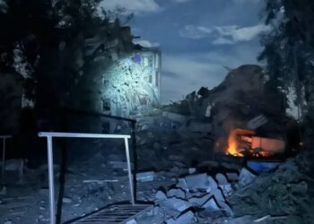 росіяни вдарили по Комишувасі на Запоріжжі: загинув чоловік, поранена жінка