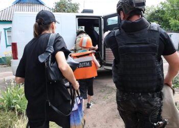 На Донеччині розширили зону примусової евакуації дітей