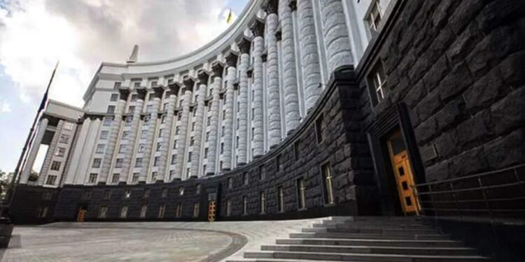 В Україні створять розгалужену систему підземних сховищ пального – Шмигаль