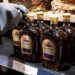 США заборонили імпорт канадського алкоголю та мотоциклів на тлі торговельної війни