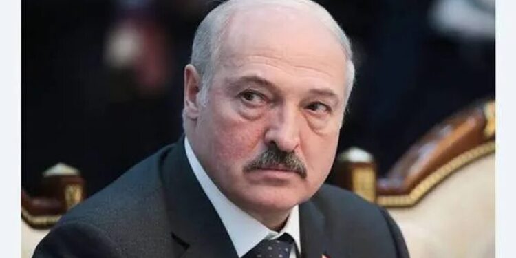 лукашенко помилував ще 15 людей, серед них 13 політв’язнів