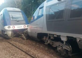 Сходження поїзда з рейок у Франції могло бути диверсією, слідство вважає цю версію пріоритетною