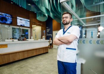 Меми, реклама і лікарська таємниця: як обвинувачений у медичній недбалості лікар Odrex використовує соцмережі для тиску
