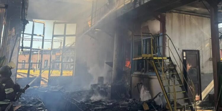 У Слов’янську внаслідок авіаудару поранені троє людей – ДСНС
