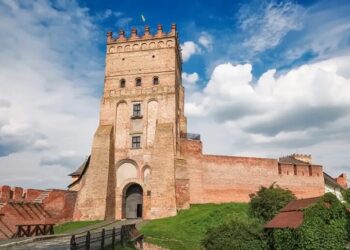 Місцеві бюджети України отримали від туризму на чверть більше доходів, ніж торік