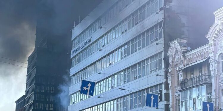 "Добробут" припиняє роботу після російські атаки