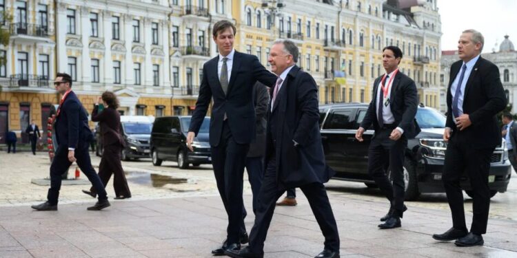Контакти США з Україною та рф розморозили процес переговорів, але прориву поки немає – політолог