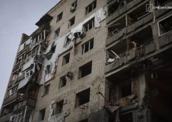 У Сумах після російського удару 7-річний хлопчик залишився без батьків і перебуває в реанімації