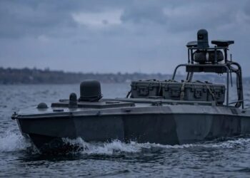 Вперше в історії: український безекіпажний катер знищили російський у бою