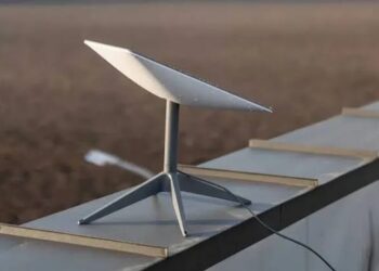 У Львові затримали двох чоловіків, які зареєстрували 14 Starlink для російських військових