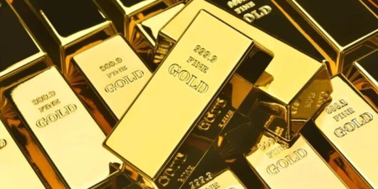 Золото подешевшало до $4262 за унцію після падіння більш ніж на 2% за тиждень