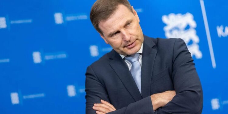 Міністр оборони Естонії подав у відставку через скандал із оборонними закупівлями для України