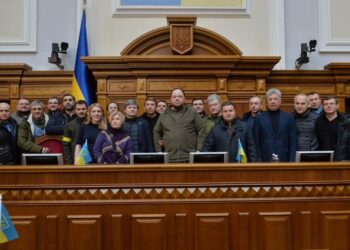 Верховна Рада майже на місяць припинила пленарні засідання, депутати повернуться 13 жовтня
